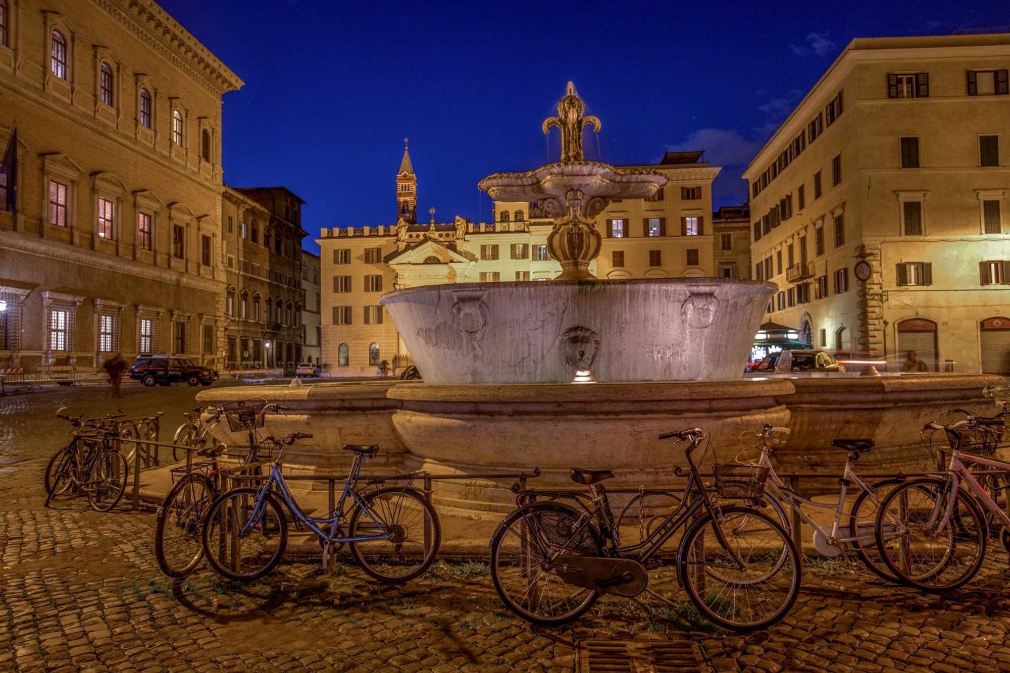 The Right Place 4U Roma Campo De Fiori Apartment La Quercia Exterior foto